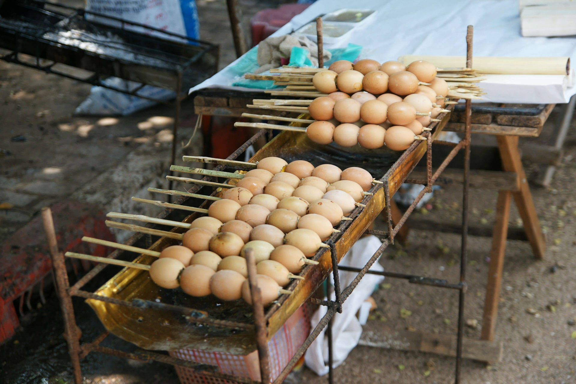 Entlang des Kais Fa Ngum